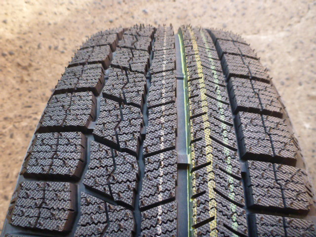 E1260 WORK ESPERIO 17インチ 7J +45 100/4H &195/60R17 未使用 スタッドレス 4本 ロッキー ライズ 等_画像10