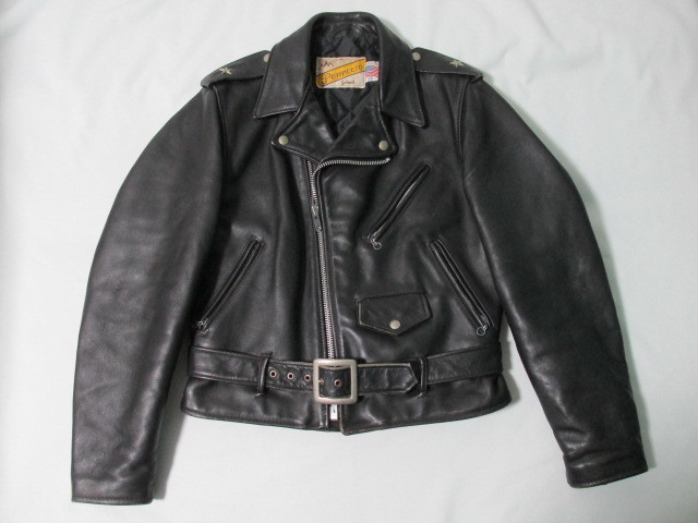 美品 schott(ショット)の牛タグ ワンスターダブル ライダース-
