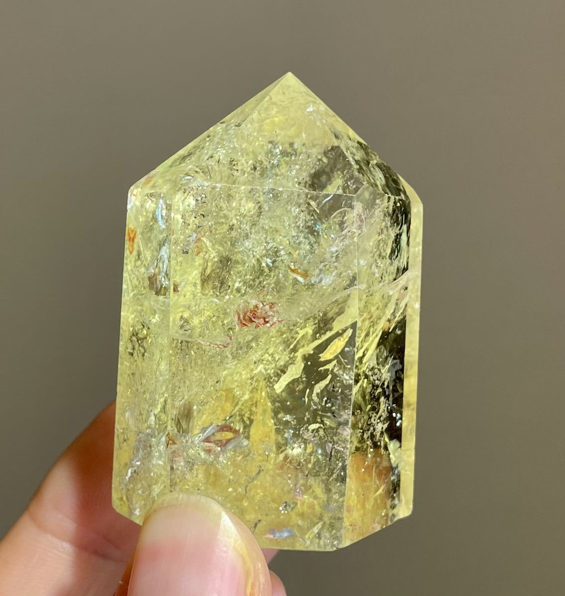 シトリン 虹入 レインボー 032 六角柱 ポイント 黄水晶 金運 シトリン 虹入 レインボー 032 六角柱 ポイント 黄水晶 金運