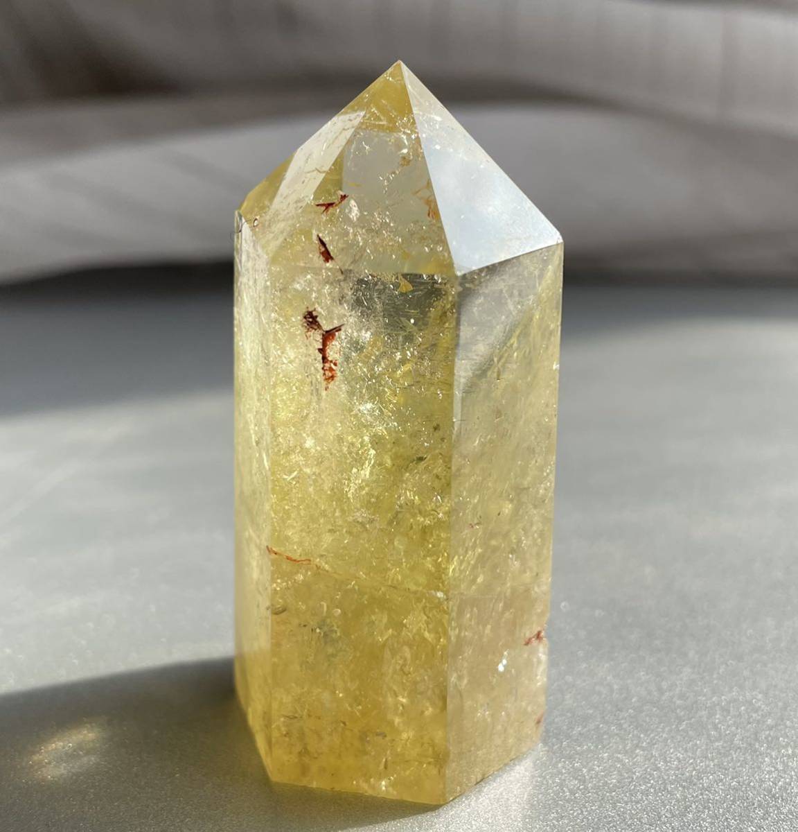 金運·浄化】シトリン ファントム黄水晶 六角柱レインボー原石A980 金運·浄化】シトリン ファントム黄水晶 六角柱レインボー原石A980