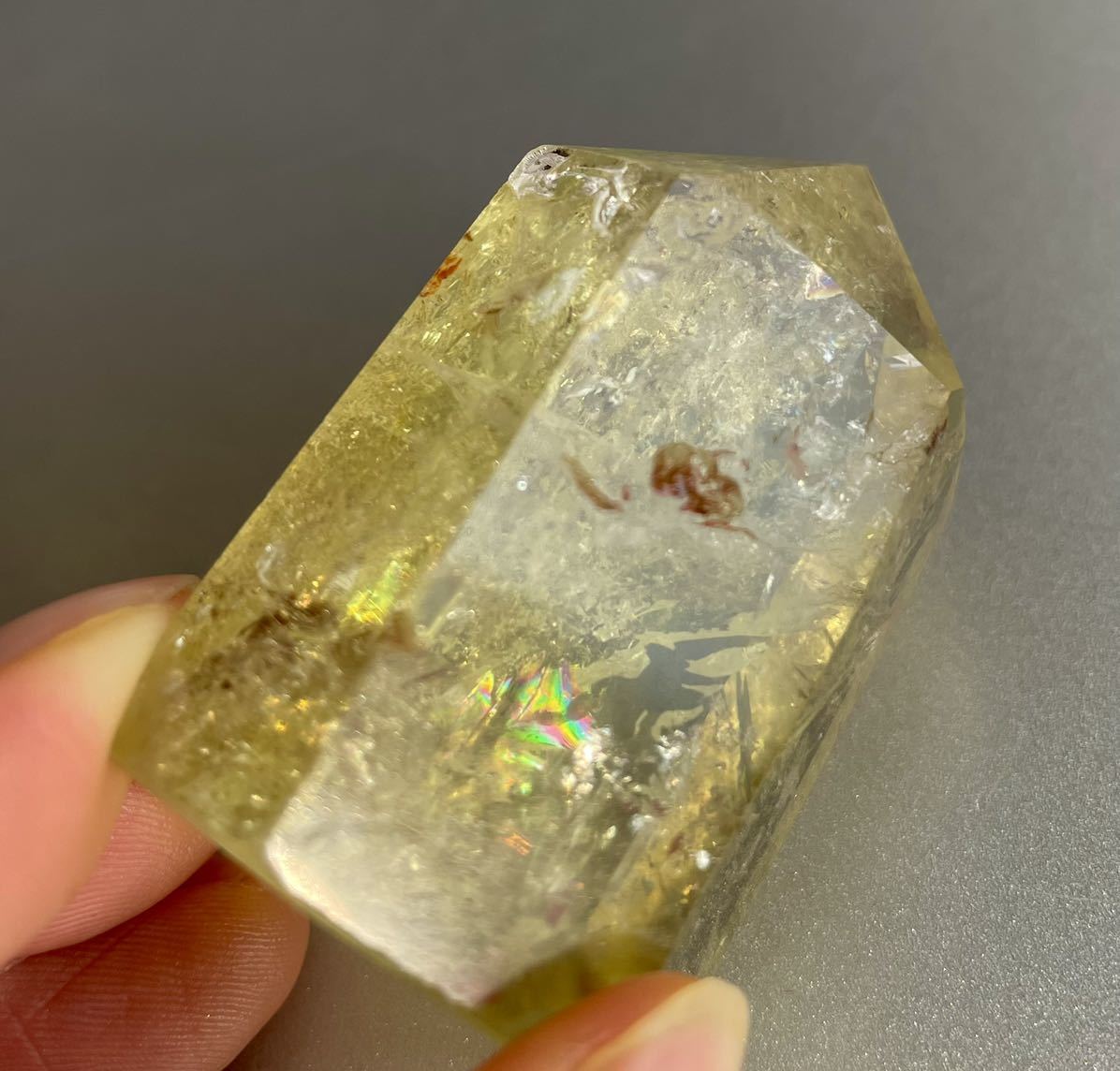 シトリン 虹入 レインボー 032 六角柱 ポイント 黄水晶 金運 シトリン 虹入 レインボー 032 六角柱 ポイント 黄水晶 金運
