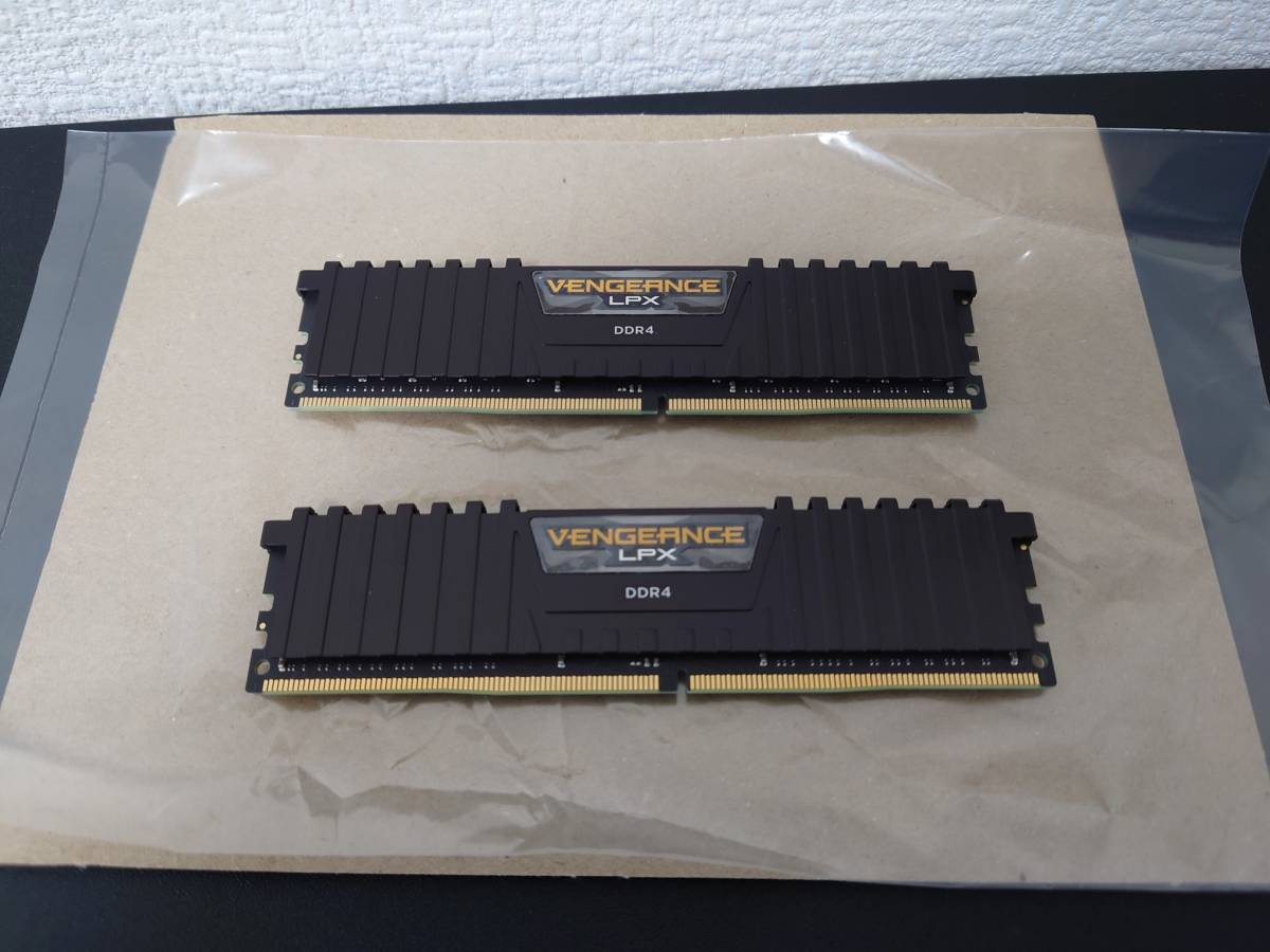 適切な価格 CORSAIR DDR4-3200MHz デスクトップPC用 メモリ VENGEANCE