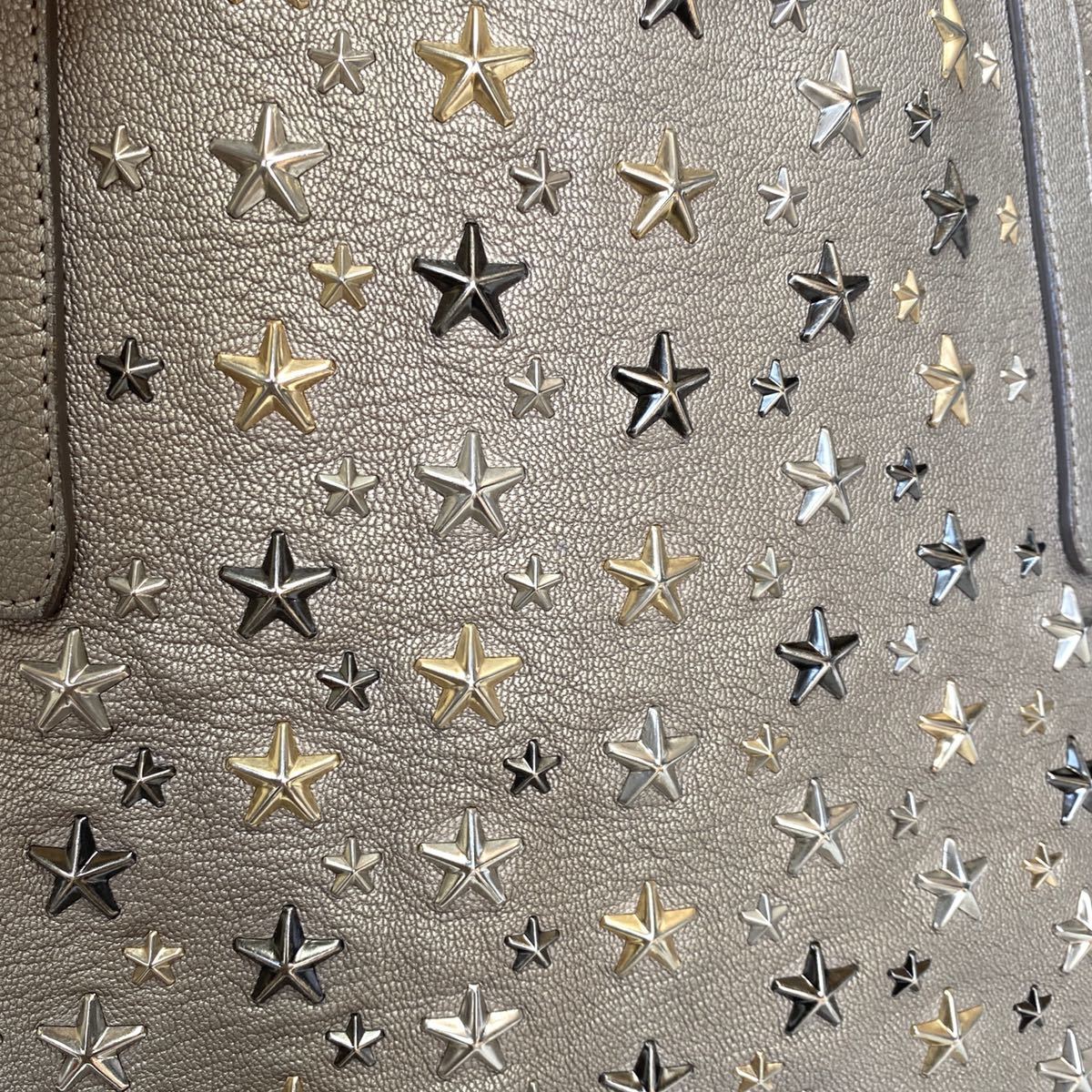 美品 JIMMY CHOO ジミーチュウ SOFIA M ソフィア グレーゴールド 3色スタッズ カラフルスタッズ ハンドバッグ トート ショルダー レザー