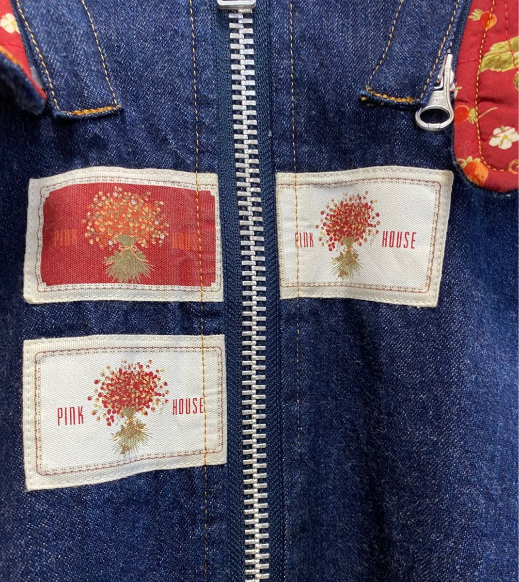 お値下げ ピンクハウス 籠イチゴ 刺繍 ゼッケン付き デニム お値下げ ピンクハウス 籠イチゴ 刺繍 ゼッケン付き デニム