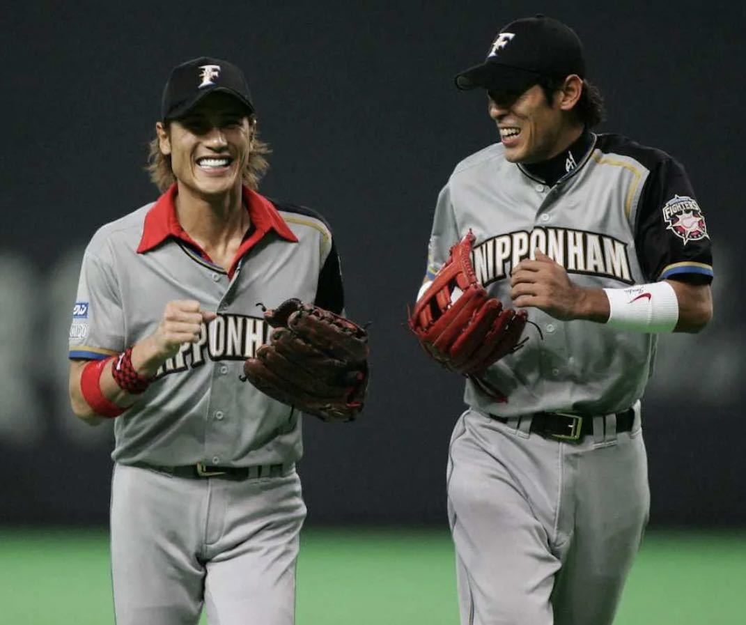 送料無料 即決 北海道日本ハムファイターズ 新庄剛志選手 送料無料 即決 北海道日本ハムファイターズ 新庄剛志選手