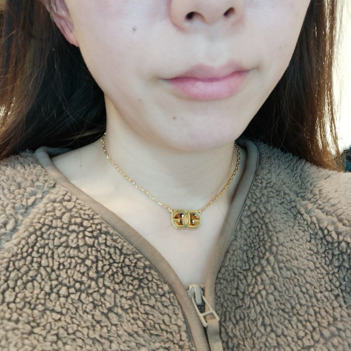 GIVENCHY 　ジバンシィ　インターロッキング べっ甲風　ネックレス　ゴールド interlocking necklace