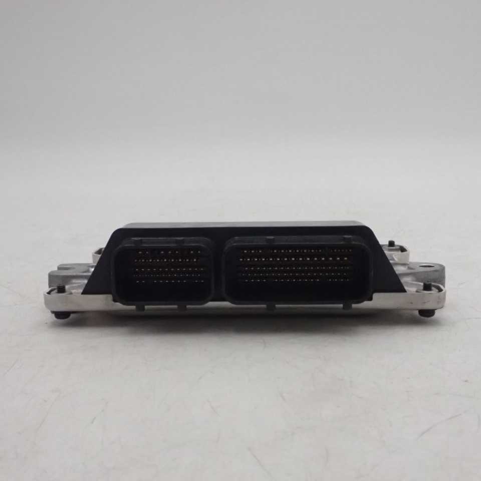 平成27年 フィット ハイブリッド GP5 前期 純正 エンジンコンピューター ECU LEB-H1 37820-5P6-963 中古 即決_画像2