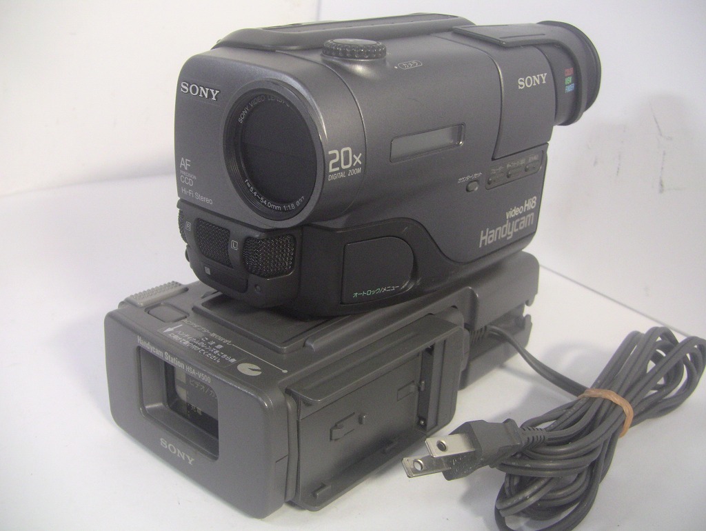 8mmテープ再生できます SONY Hi8ビデオカメラ CCD-TR11 ダビング 8mmテープ再生できます SONY Hi8ビデオカメラ CCD-TR11 ダビング