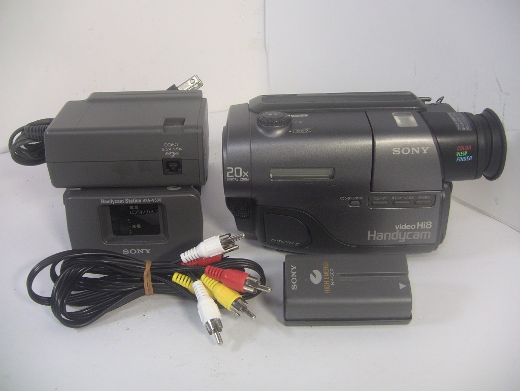 【送料無料・動作確認済み】8mmテープ再生できます！ SONY Hi8ビデオカメラ CCD-TR11☆ダビングにご使用ください！☆/0034