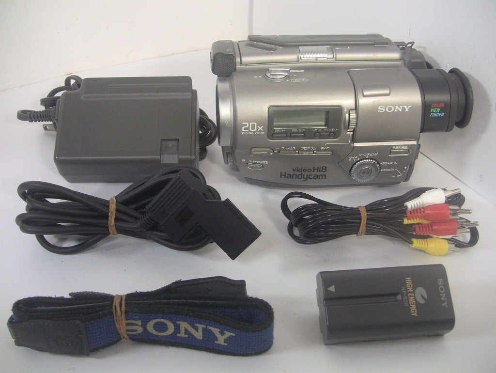 送料無料・動作確認済み】8mmテープ再生できます！SONY Hi8ビデオカメラ CCD-TR2☆ダビングにご使用ください！☆/0044 カメラ  ビデオカメラ