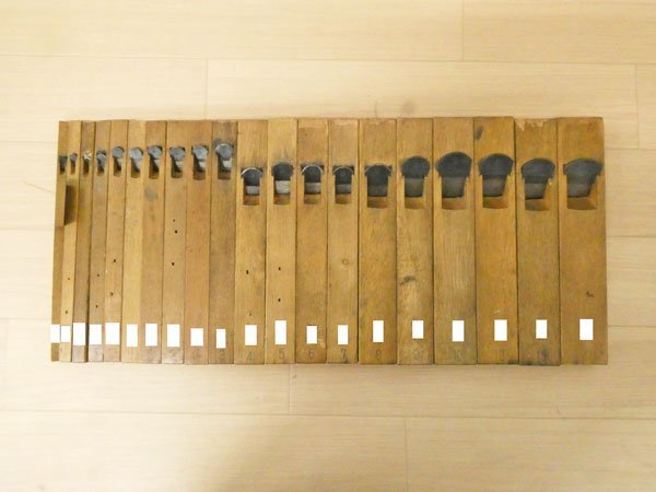 最新入荷 職人 鉋 清重セット □2)まとめて20点!! 大工道具 木工 作業 DIY 大工 かんな カンナ かんな 最新入荷 職人 鉋 清重セット □2)まとめて20点!! 大工道具 木工 作業 DIY 大工 かんな カンナ かんな