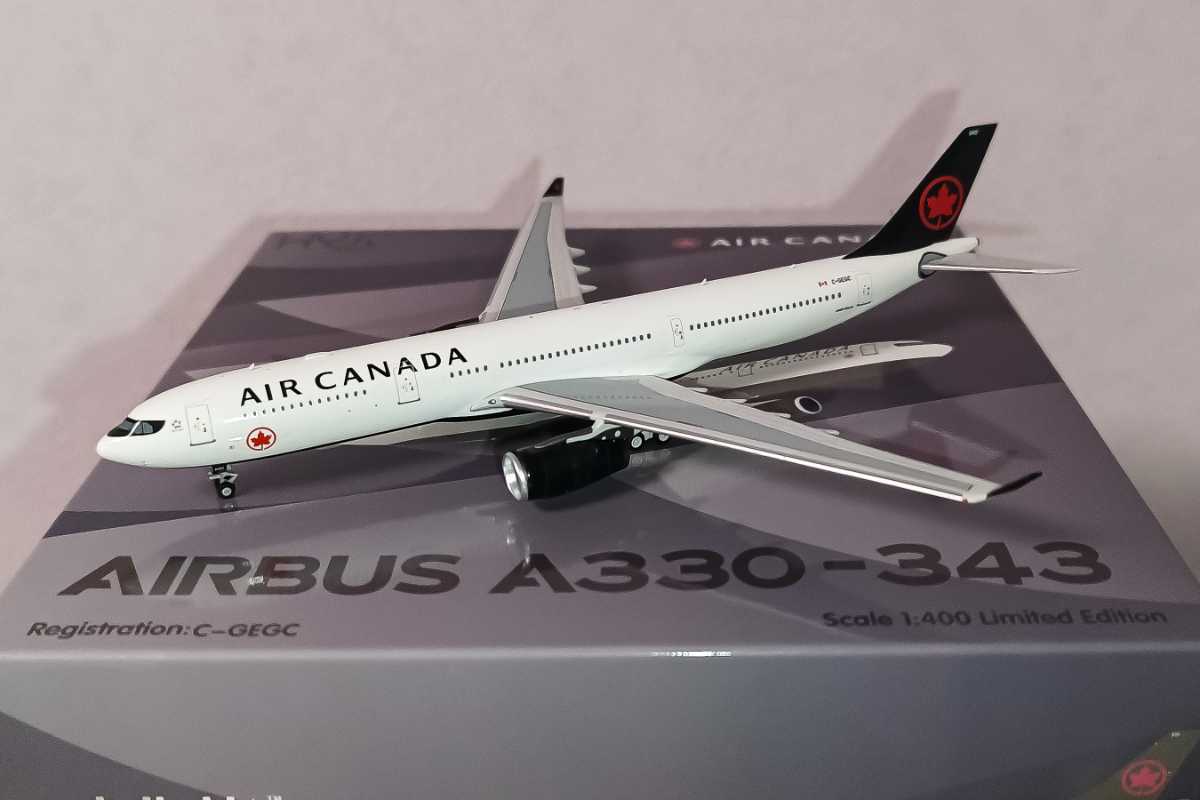 HYJLwings air Canada A330-300 C-GEGC 1/400