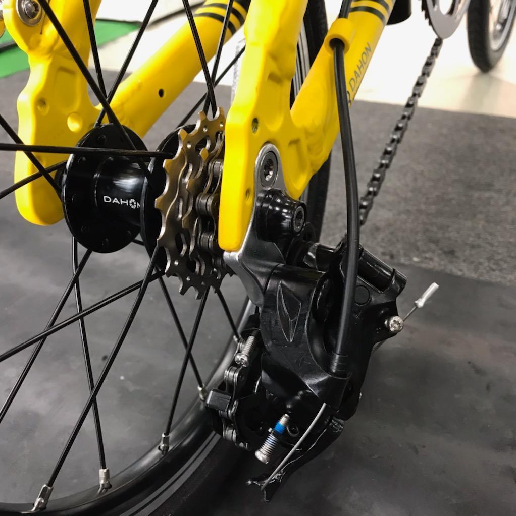 DAHON ダホン K3 折りたたみ自転車 KA433 14インチ 黄色×黒 DAHON ダホン K3 折りたたみ自転車 KA433 14インチ 黄色×黒