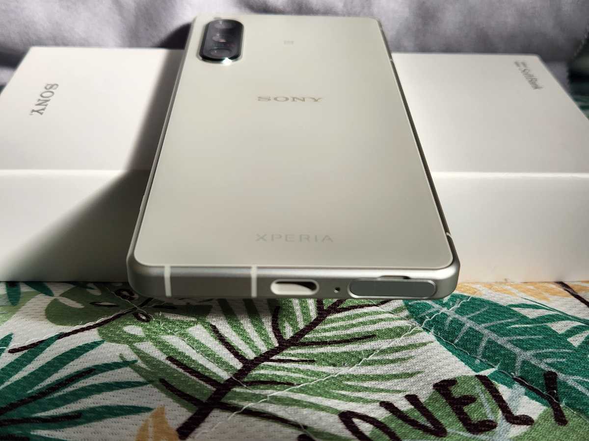 本日特価】 Xperia 5 IV エクリュホワイト 256 GB SIMフリー