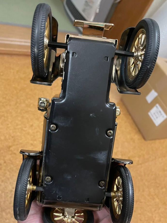 FORD MODEL T １９１８　フェートン　金属製　ブリキ製　アメリカ　ヴィンテージ ビンテージ　美品　ミニカー　おもちゃ レア物　一点物