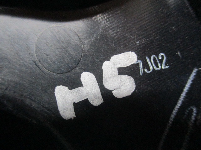 H5/ MR31S/MR41Sハスラー純正LEDテールライト右35603-65P0_画像4