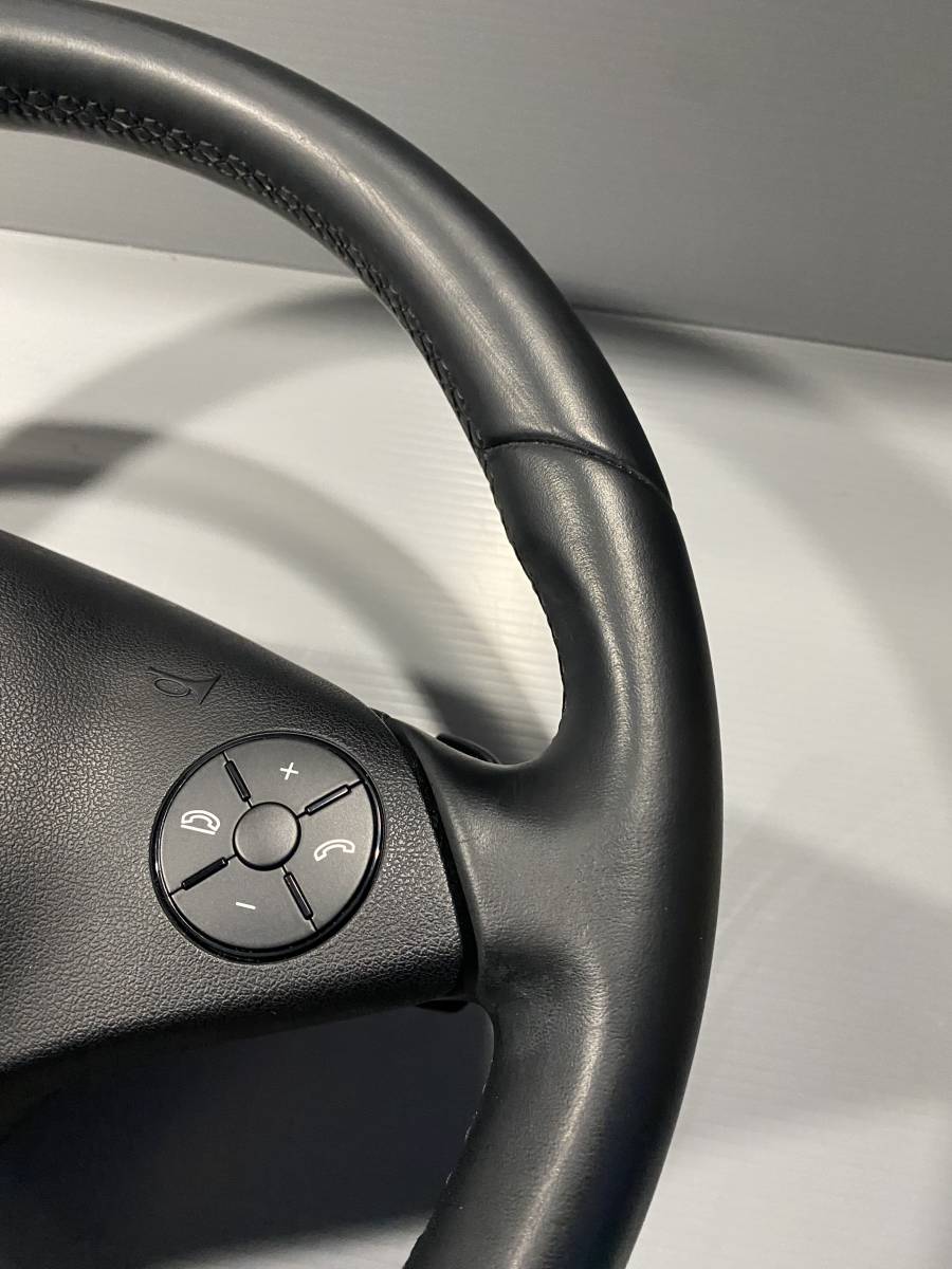 【11581】2010 ベンツ CLS350 AMG W219 後期 純正 ウッド/本革 ステアリング エアバック カバー Mercedez-BENZ Wood Steering Airbag_画像3