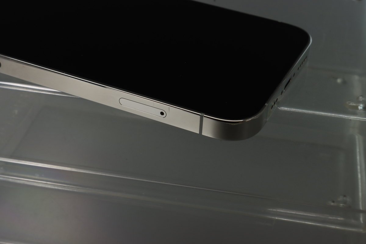 Apple iPhone12 Pro 128GB Silver A2406 MGM63J/A バッテリ85 Apple iPhone12 Pro 128GB Silver A2406 MGM63J/A バッテリ85