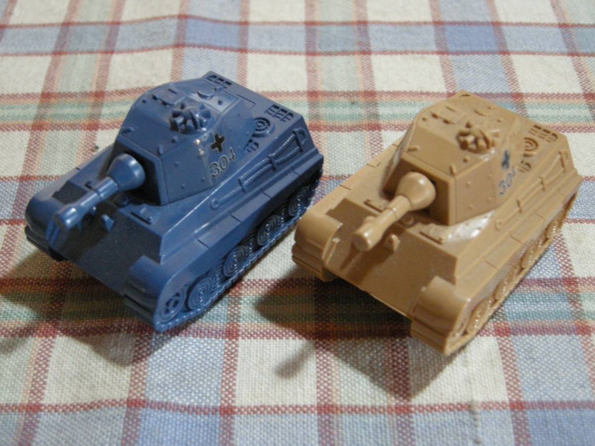人気沸騰】 □『コンバットチョロQ/ティーガーⅡ戦車(ダークブルー