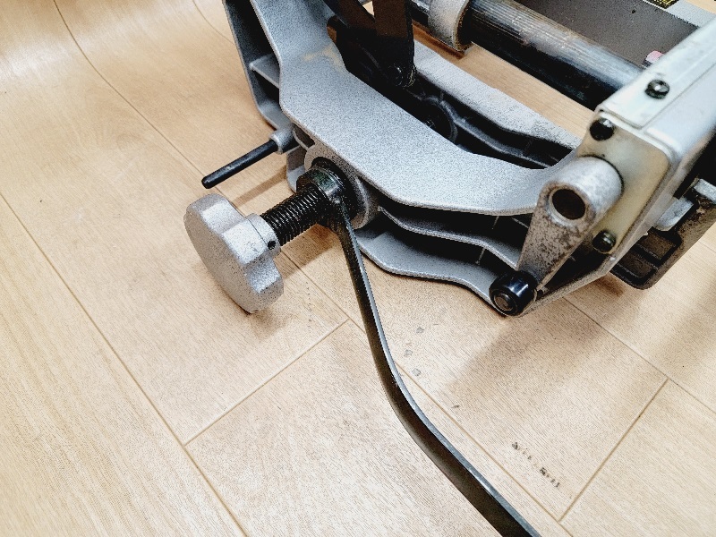 【マキタ】7305 5寸 カクノミ 155mm 動作確認済み 100V 木工 穴あけ 電気角のみ 大工道具 切断機 角ノミ 手動カクノミ makita _画像5