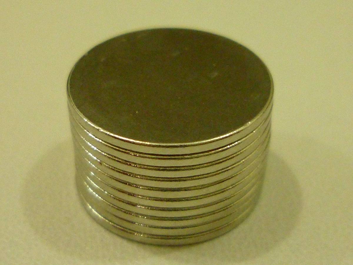 【送料無料】直径 15mm × 厚み 1mm 10個セット 丸 型 ネオジウム磁石 ネオジム磁石 マグネットの画像2