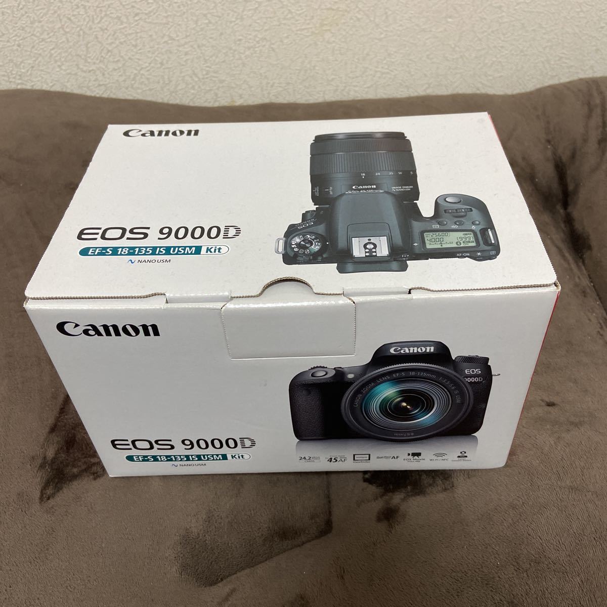 EOS 9000D EF-S18-135 IS USM レンズキット　展示美品