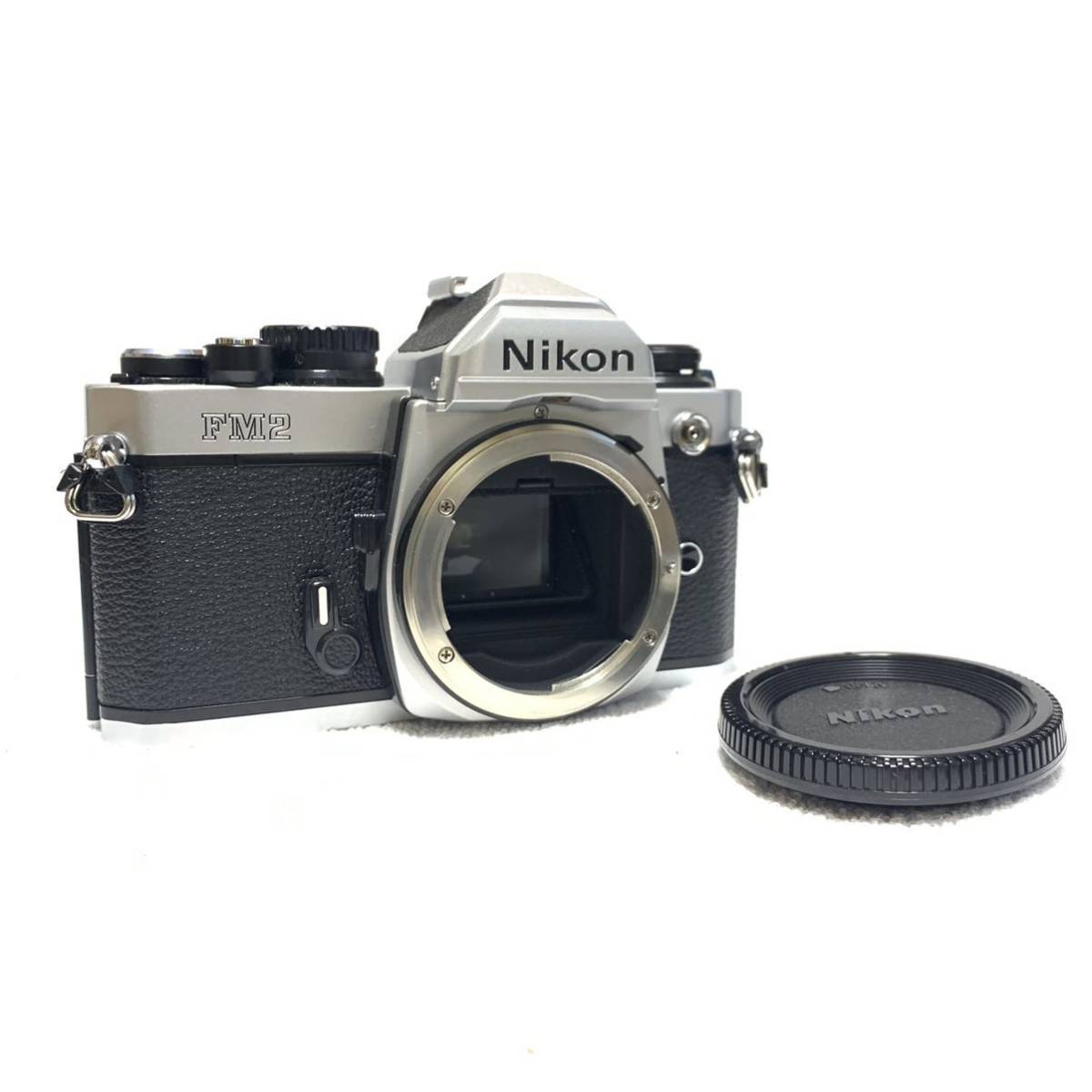 ≪ロングセラー≫ 新品 nikon NEW本体+レンズ+データバッグのセット