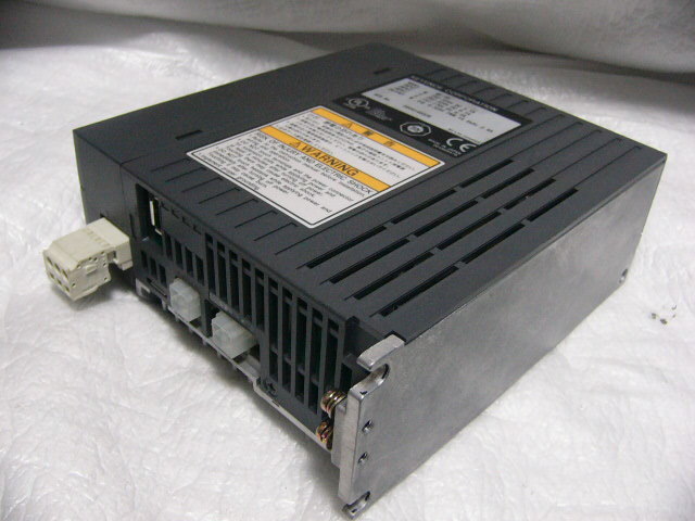 ☆動作保証☆ Keyence PLC MV-40 位置決め機能内蔵ACサーボアンプ ☆動作保証☆ Keyence PLC MV-40 位置決め機能内蔵ACサーボアンプ