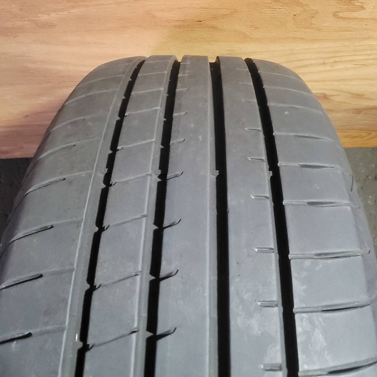おトク】 ジャガー 純正ホイール サマータイヤセット 18インチ 8J 45