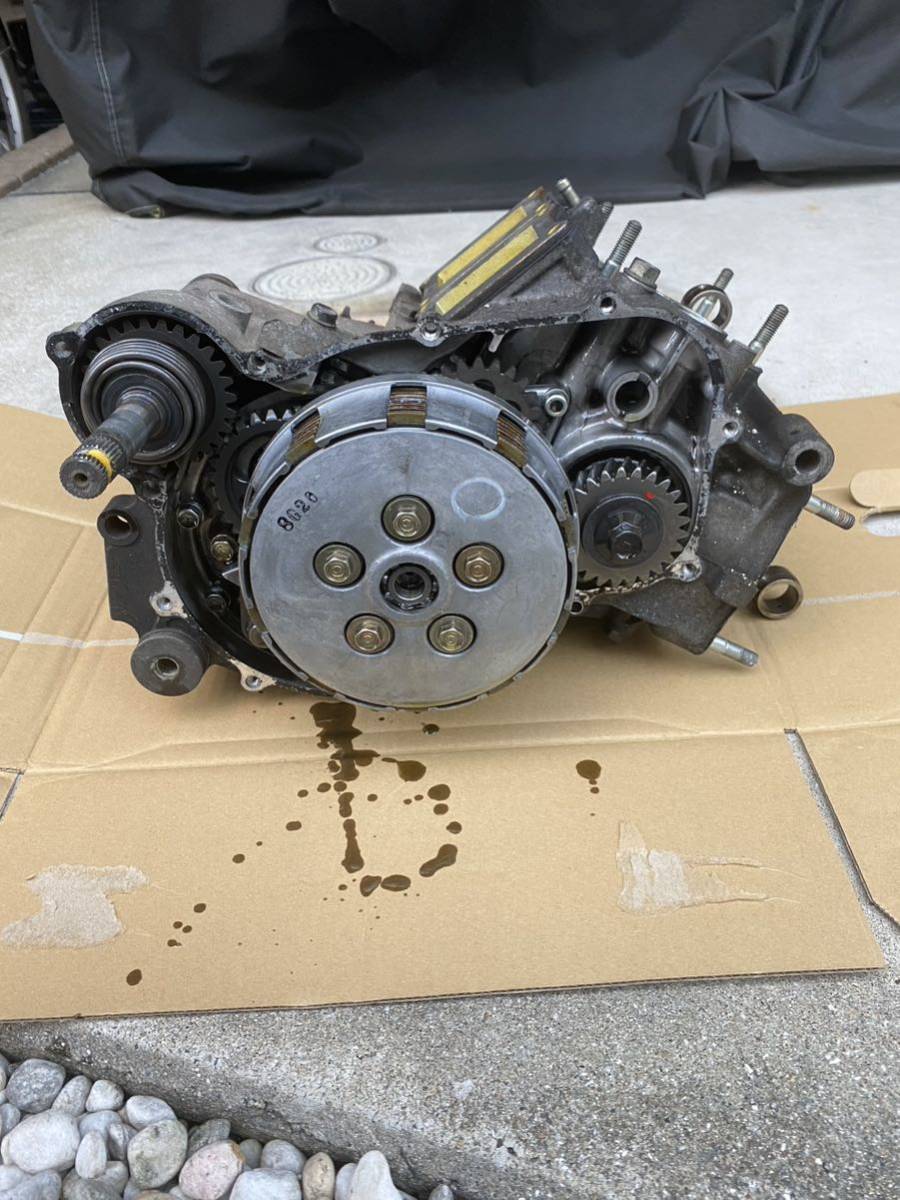 NSR250R MC18 88 エンジン 腰下 【高価値】 nods.gov.ag