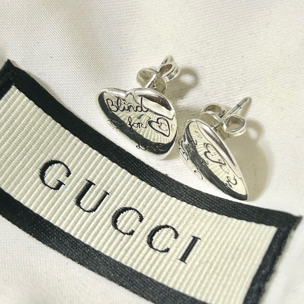 GUCCI グッチ ブラインドフォーラブ ハート ピアス 両耳 シルバー