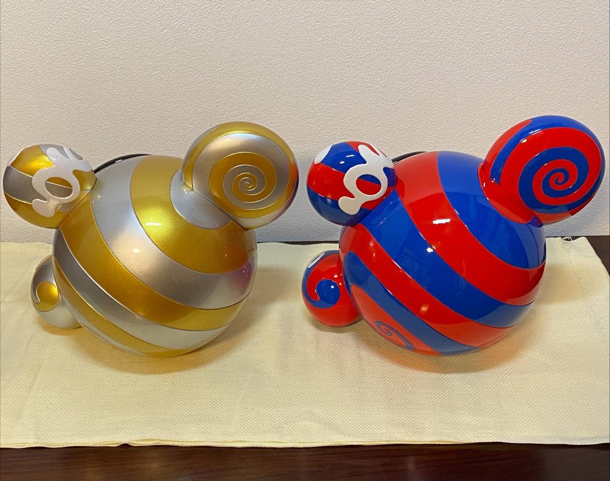 ComplexCon original rare worldwide limitation Murakami .Mr DOB Figure By BAIT x SWITCH Collectibles (gold + original set )