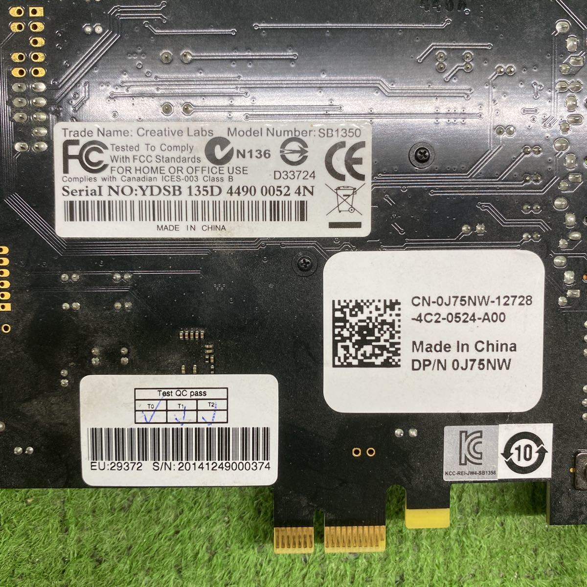 GGA106-100 激安 サウンドカード Creative Labs Sound Blaster Recon3D THX PCI-e SB1350 通電.認識のみ確認 ジャンク 同梱可能の画像4