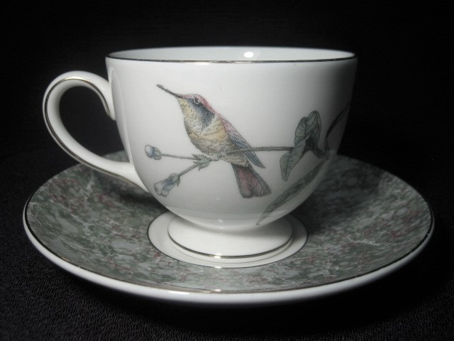 レア美品★WEDGEWOOD　HUMMING BIRDS　ウェッジウッド ハミングバード カップ＆ソーサー　ハチドリ 1客★_画像3