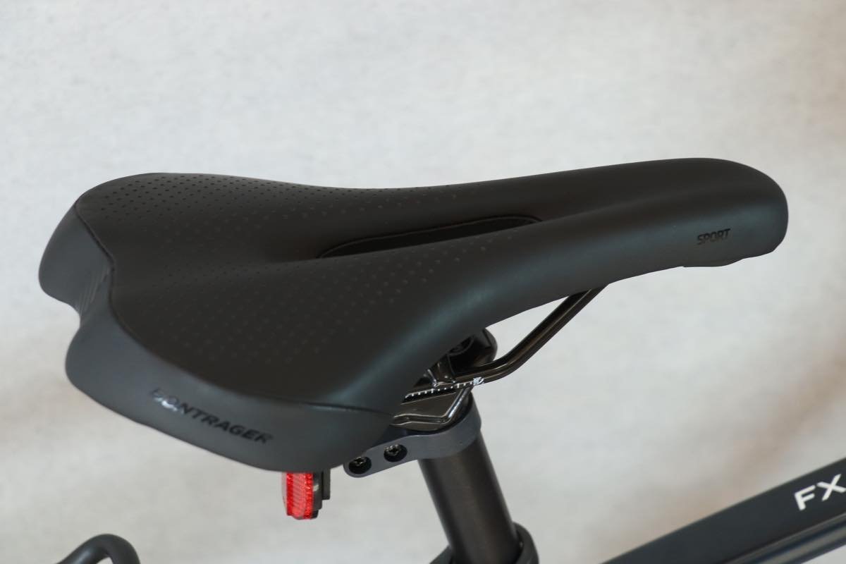 リアキャリア付!!■TREK トレック FX2 DISC クロスバイク SHIMANO 2X9S サイズL 2023年モデル 超美品_画像8