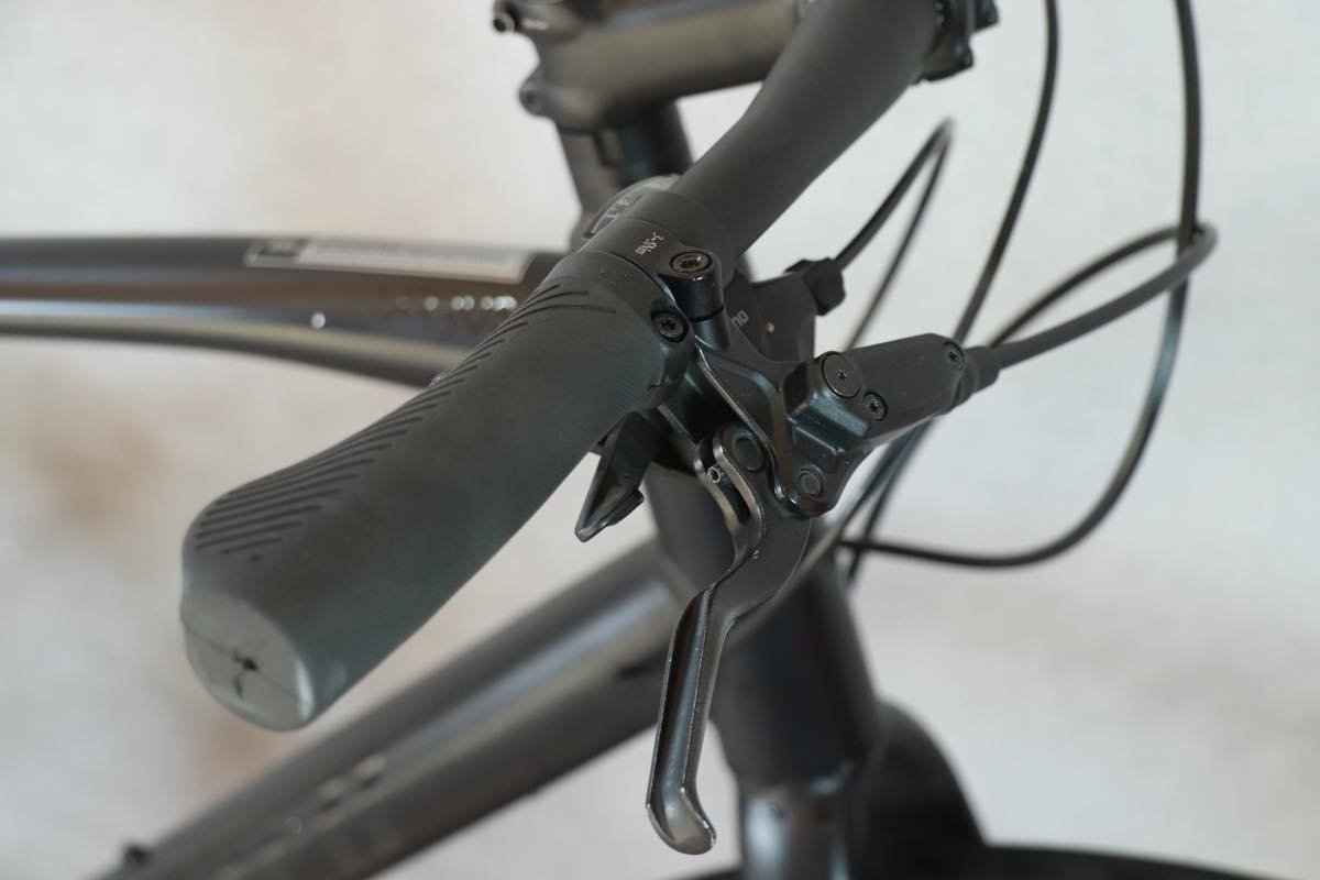 ■SPECIALIZED スペシャライズド SIRRUS 2.0 クロスバイク SHIMANO 2X8S サイズM 2021年モデル_画像6