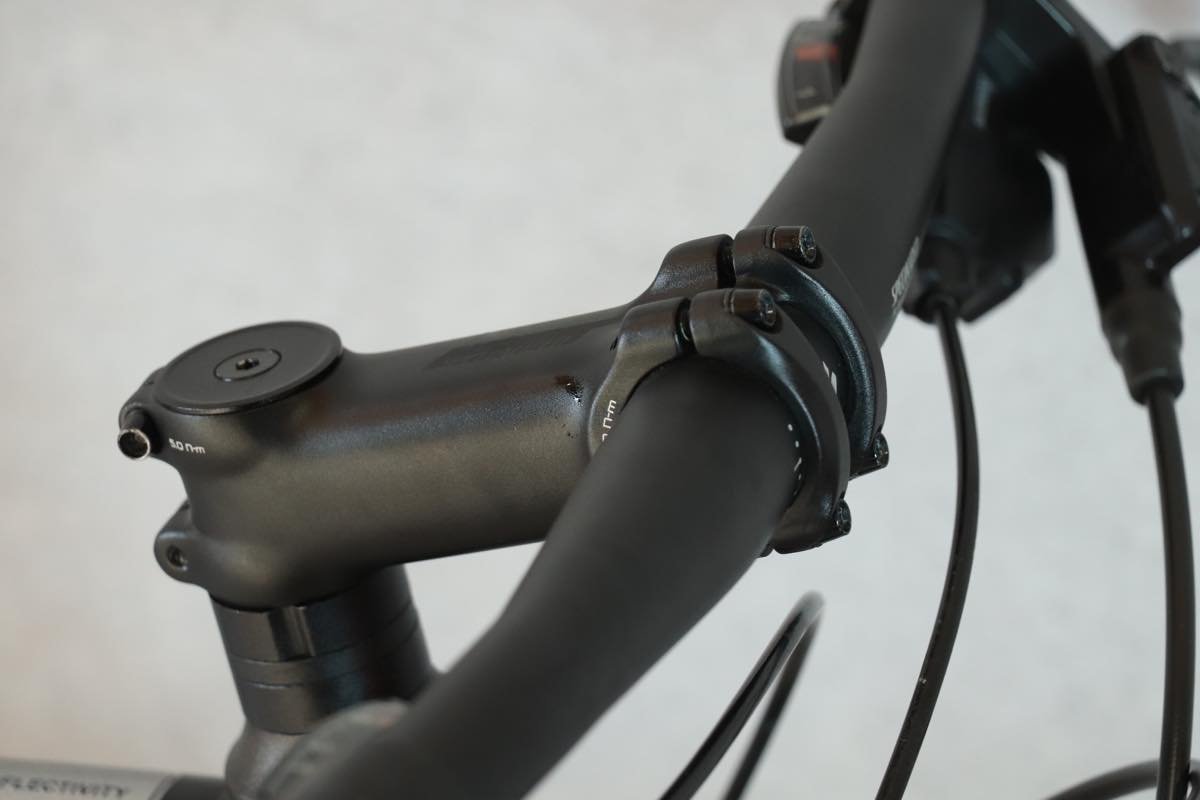 ■SPECIALIZED スペシャライズド SIRRUS 2.0 クロスバイク SHIMANO 2X8S サイズM 2021年モデル_画像7