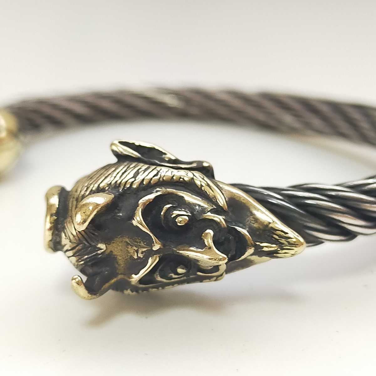 驚きの価格 ギャングスタービル GALCIA ガルシア NECKLESS デビル