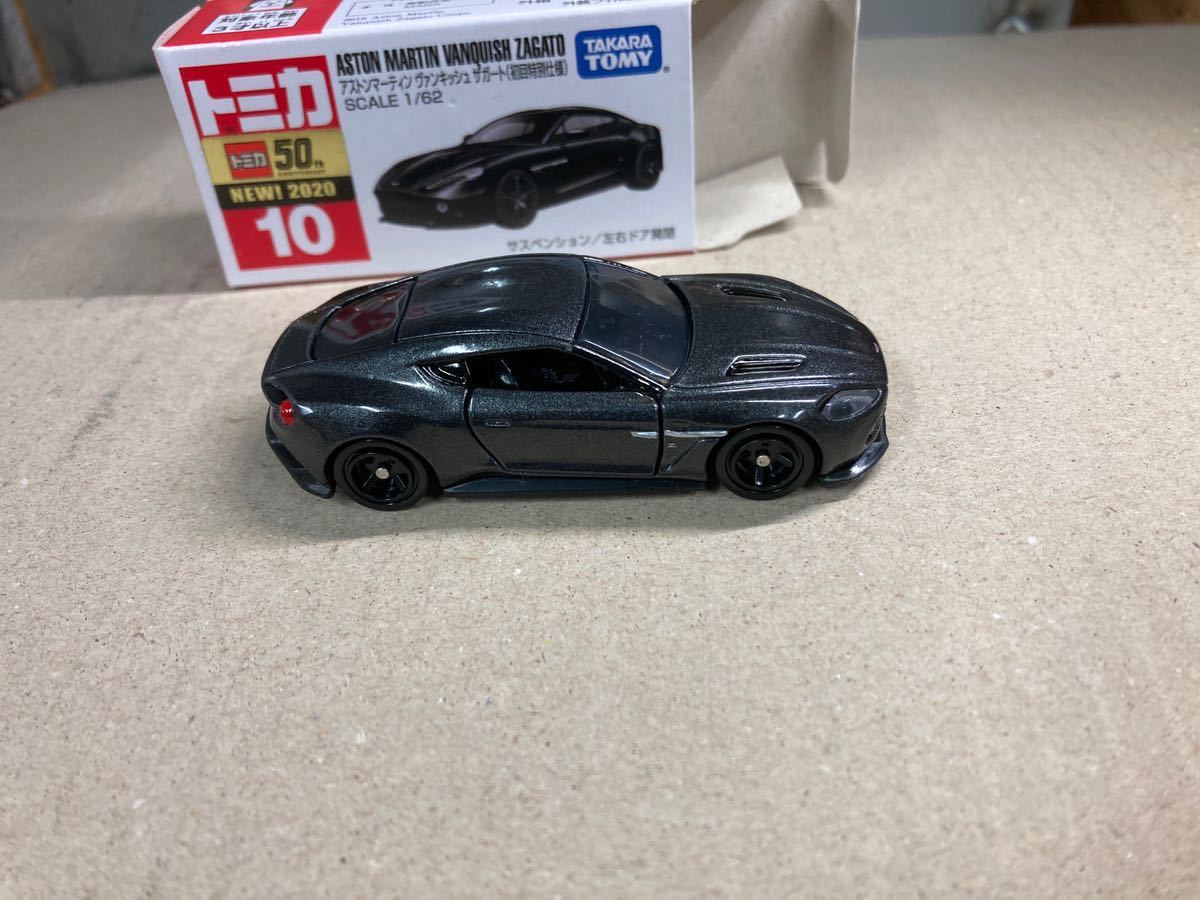 Tomica First Special Specification Aston Martin