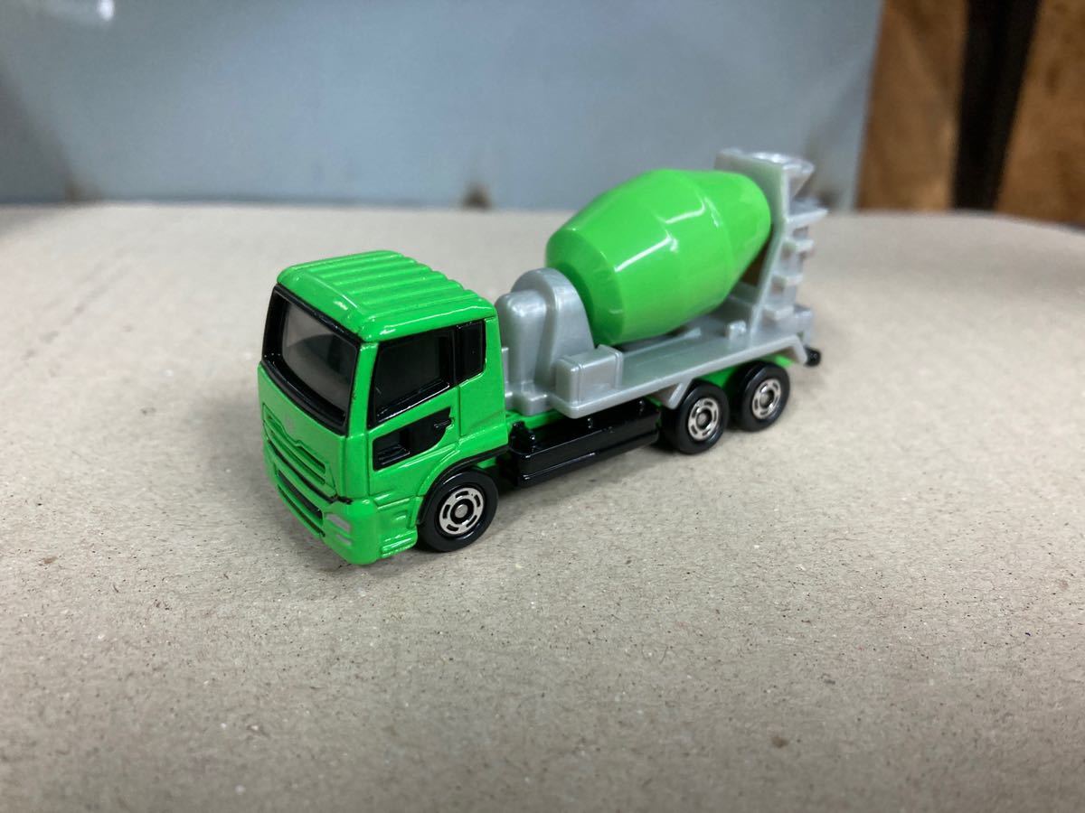 Tomica Mixer Green