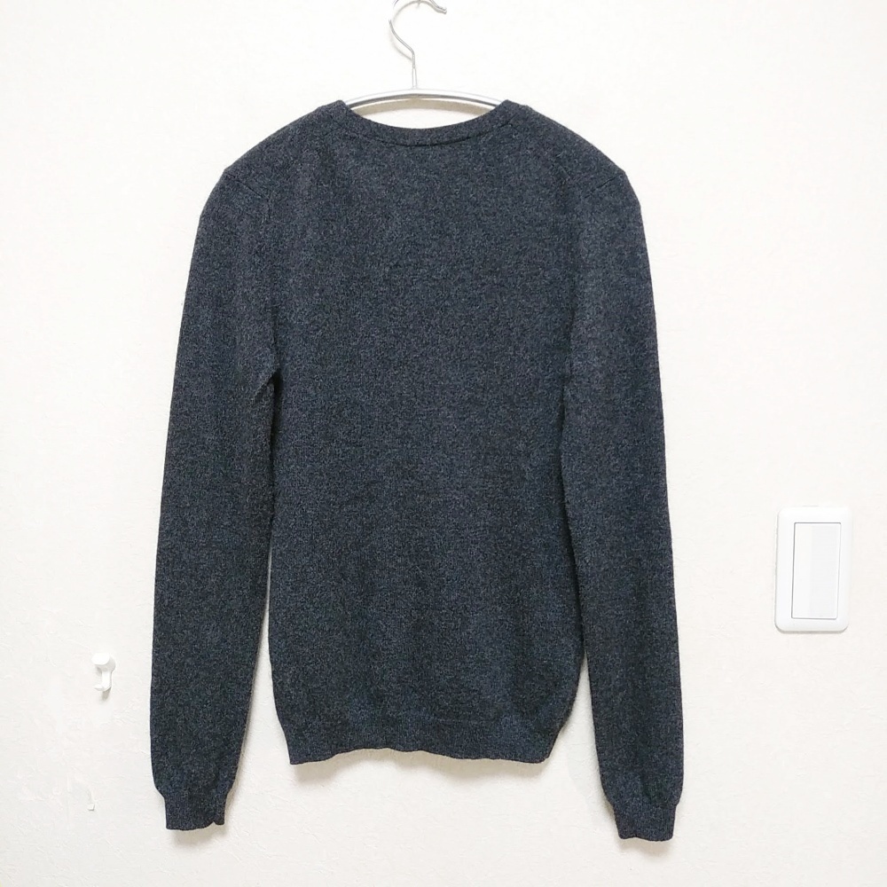 ユニクロ UNIQLO カシミヤ100% Vネックセーター ニット ダークグレー レディースS 221118-06 ユニクロ UNIQLO カシミヤ100% Vネックセーター ニット ダークグレー レディースS 221118-06