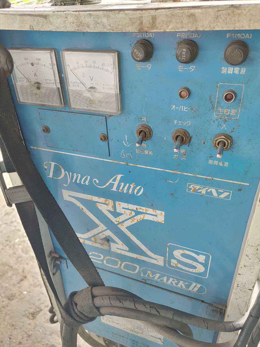 * used large hen semi-automatic welding machine cpxs-200(s-2) Dyna auto Xs200MARKⅡ CO2*MAG welding for direct current power supply 3.200V*