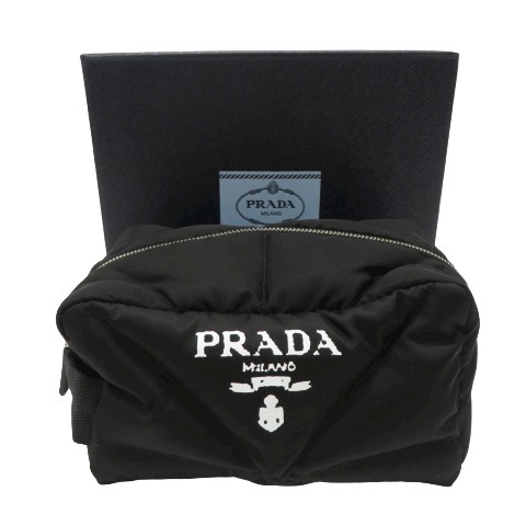 人気大割引 【美品】PRADA プラダ ブラック系 ナイロンセカンドバッグ