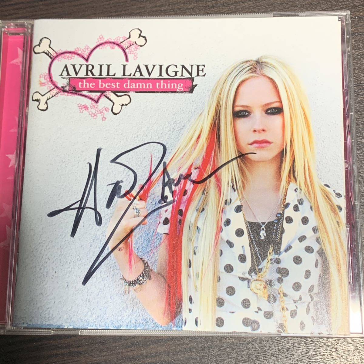 アヴリル・ラヴィーン Avril Lavigne サイン入りCD(中古)のヤフオク 