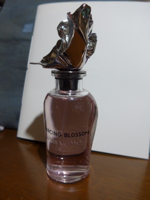 ルイヴィトン ダンシング ブロッサム パルファン 100ml テスター仕様