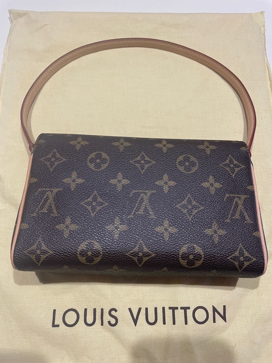 LOUIS VUITTON ルイヴィトン モノグラム レシタル M51900 未使用品