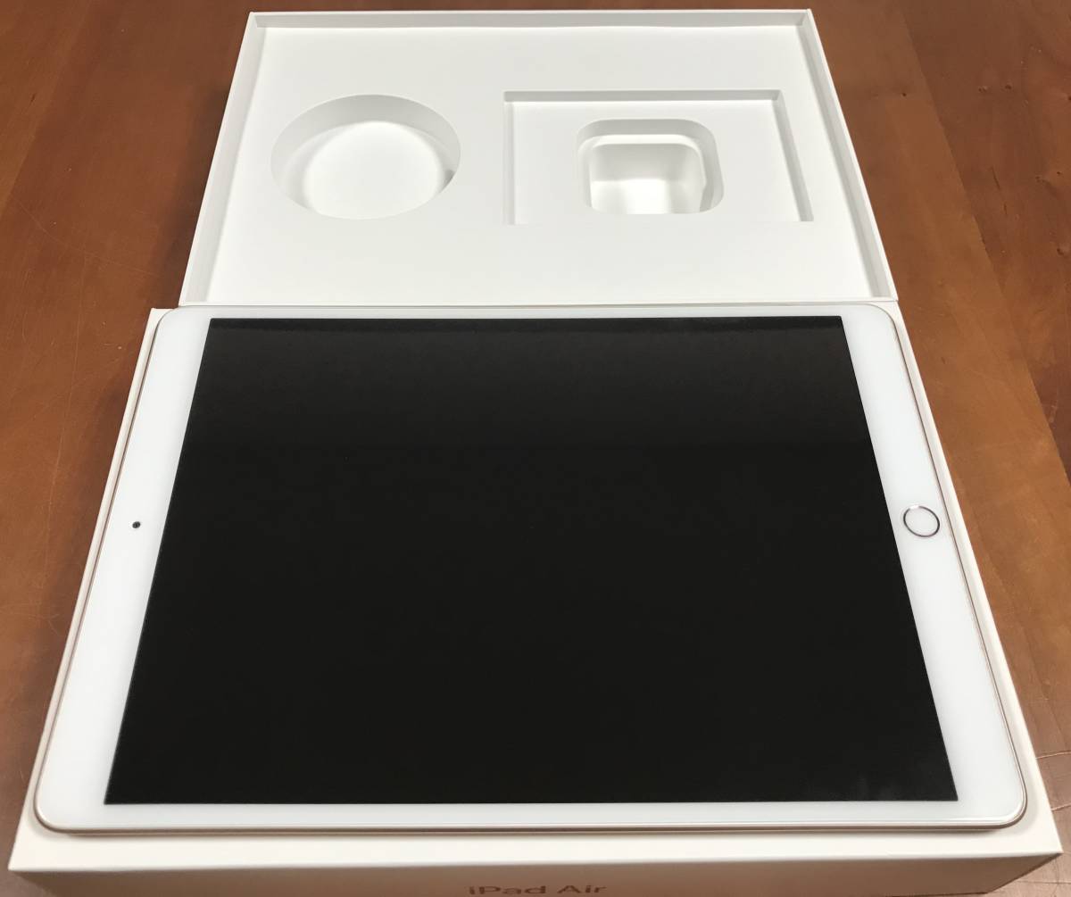 Apple iPad Air 第３世代 MUUL2J/A 64GB Gold 中古品の画像3