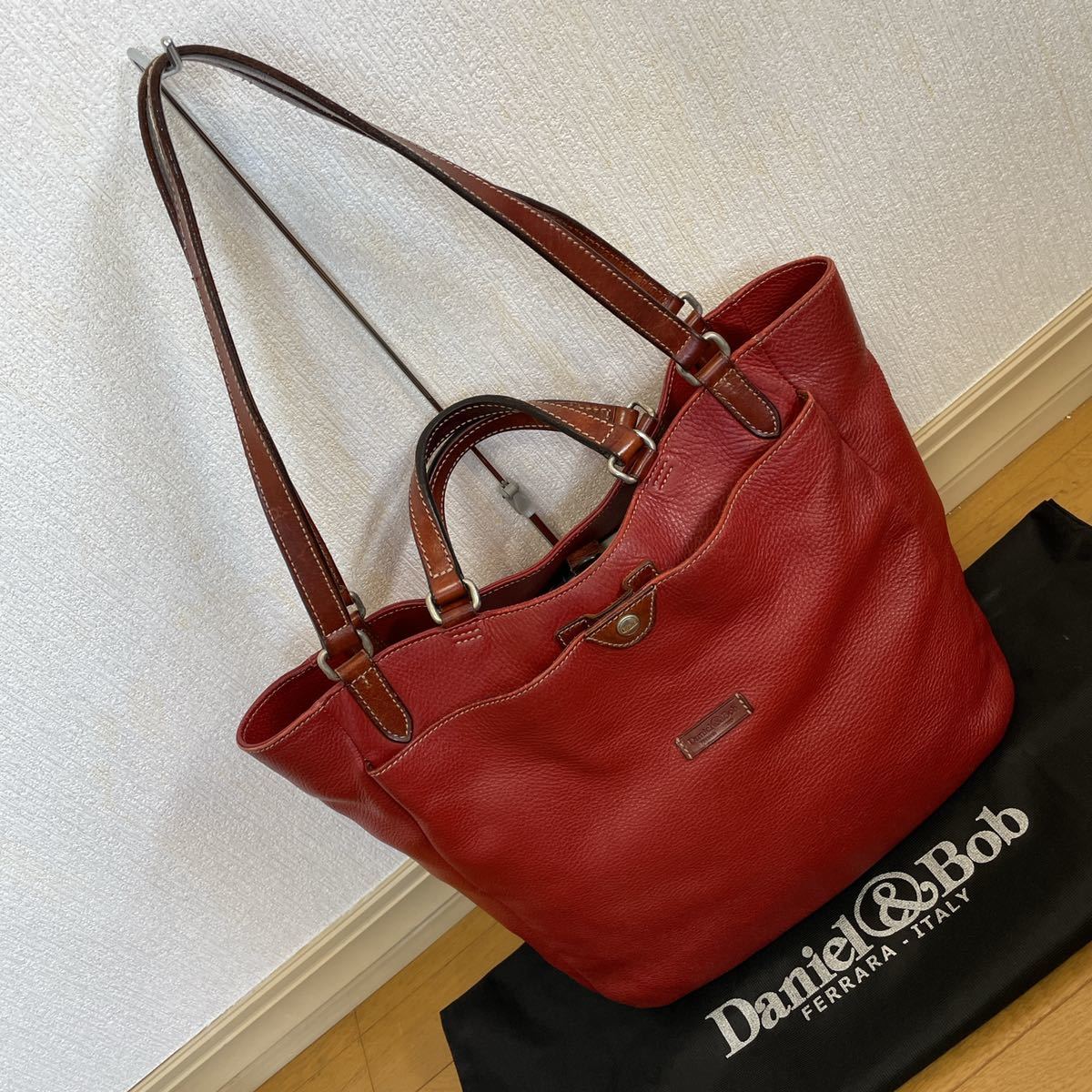 お値引き交渉歓迎 ダニエル&ボブDaniel&Bob レザートートバッグ