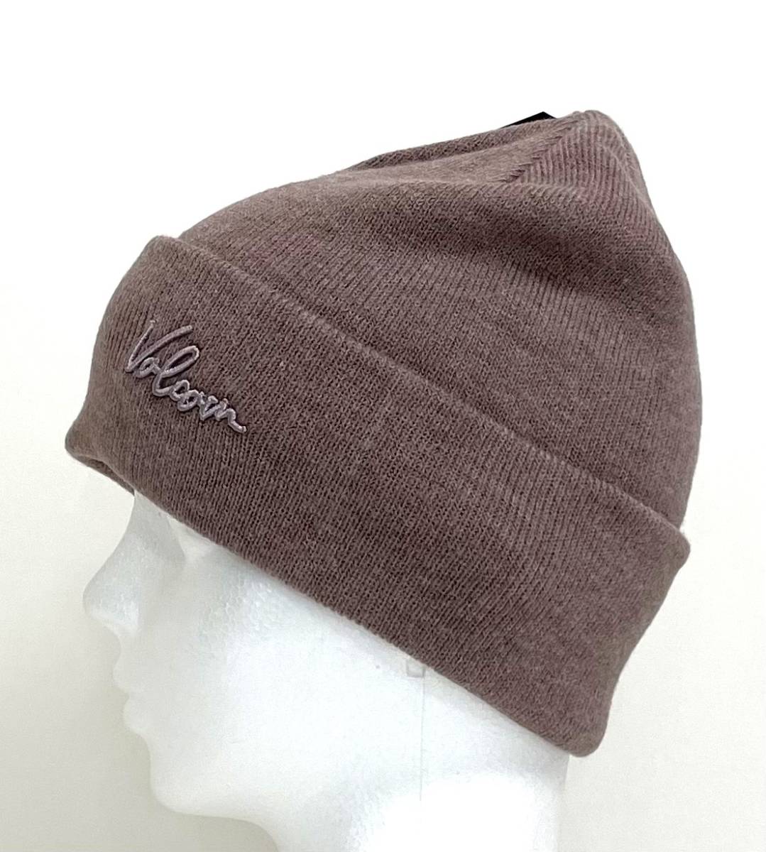 VOLCOM GIRL'S ボルコム K5852304ROS① ビーニー Beanie ニット帽 ローズウッド色 赤茶系 スノボ 小物 ロゴ ヴォルコム 新品 即決 送料無料_画像2