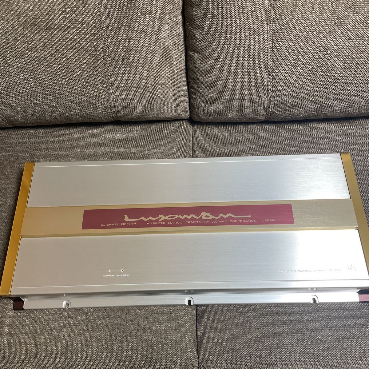 高額売筋】 CM6000 LUXMAN ラックスマン パワーアンプ 美品 カー